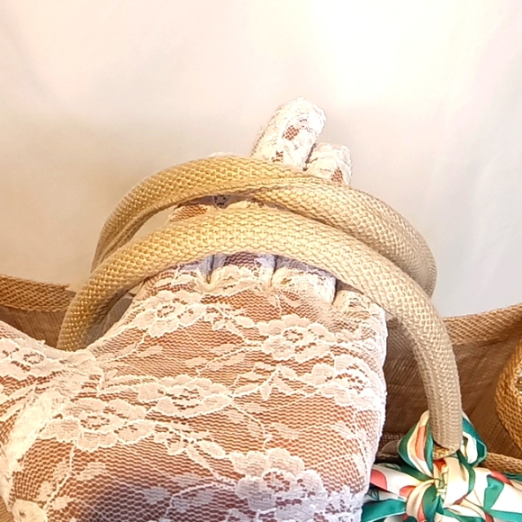 Woven Khaki Fashion Tote  💚❤️💚 - Picture 13 of 17